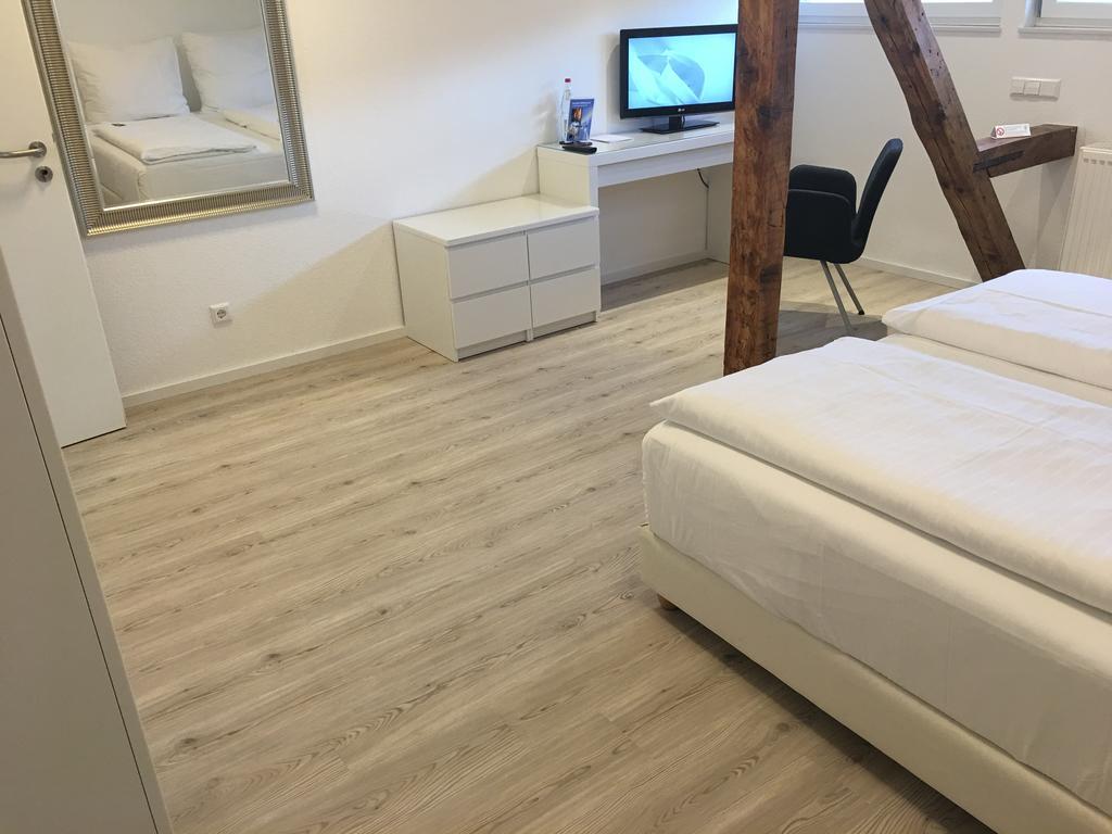 Hotel Barbarossa Karlsruhe Stadtmitte Экстерьер фото