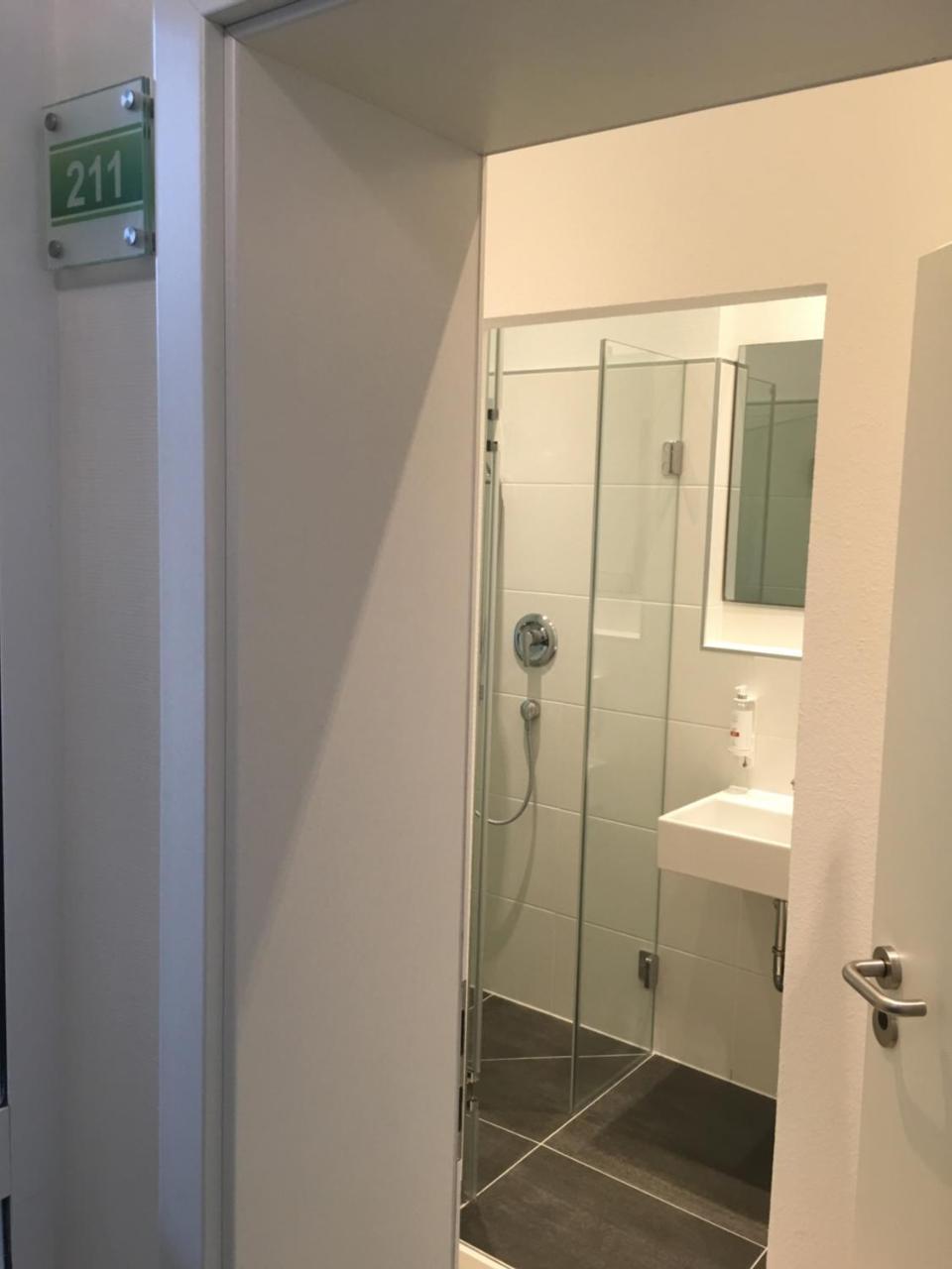 Hotel Barbarossa Karlsruhe Stadtmitte Экстерьер фото