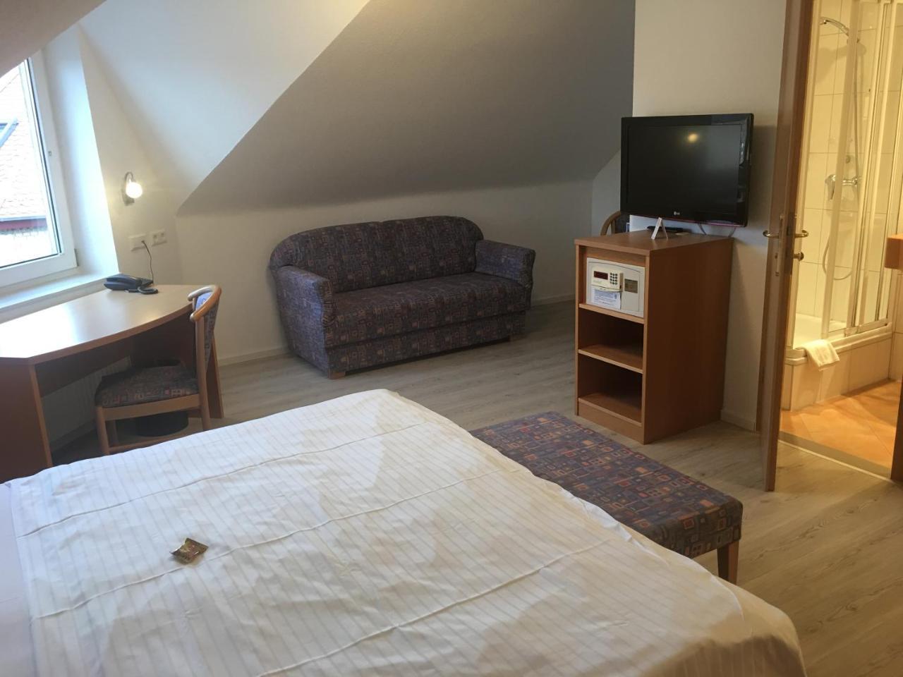 Hotel Barbarossa Karlsruhe Stadtmitte Экстерьер фото
